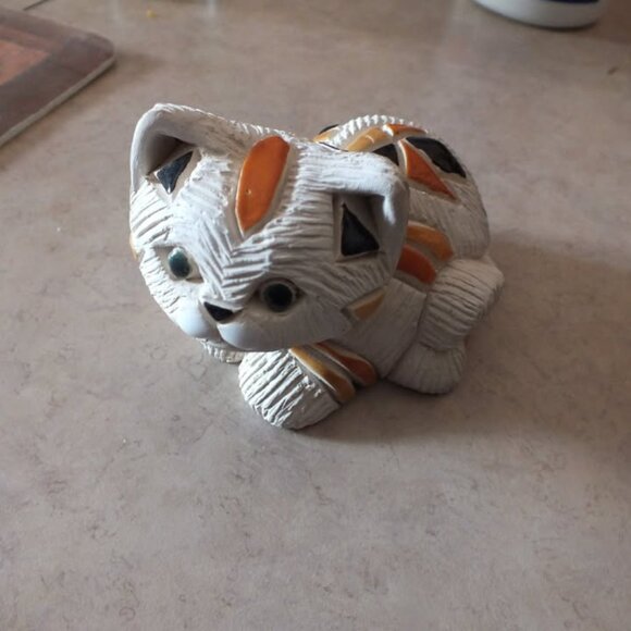 Artesonia Rinconada Uruguay Pottery Signed Calico Kitten/Cat - Picture 1 of 3